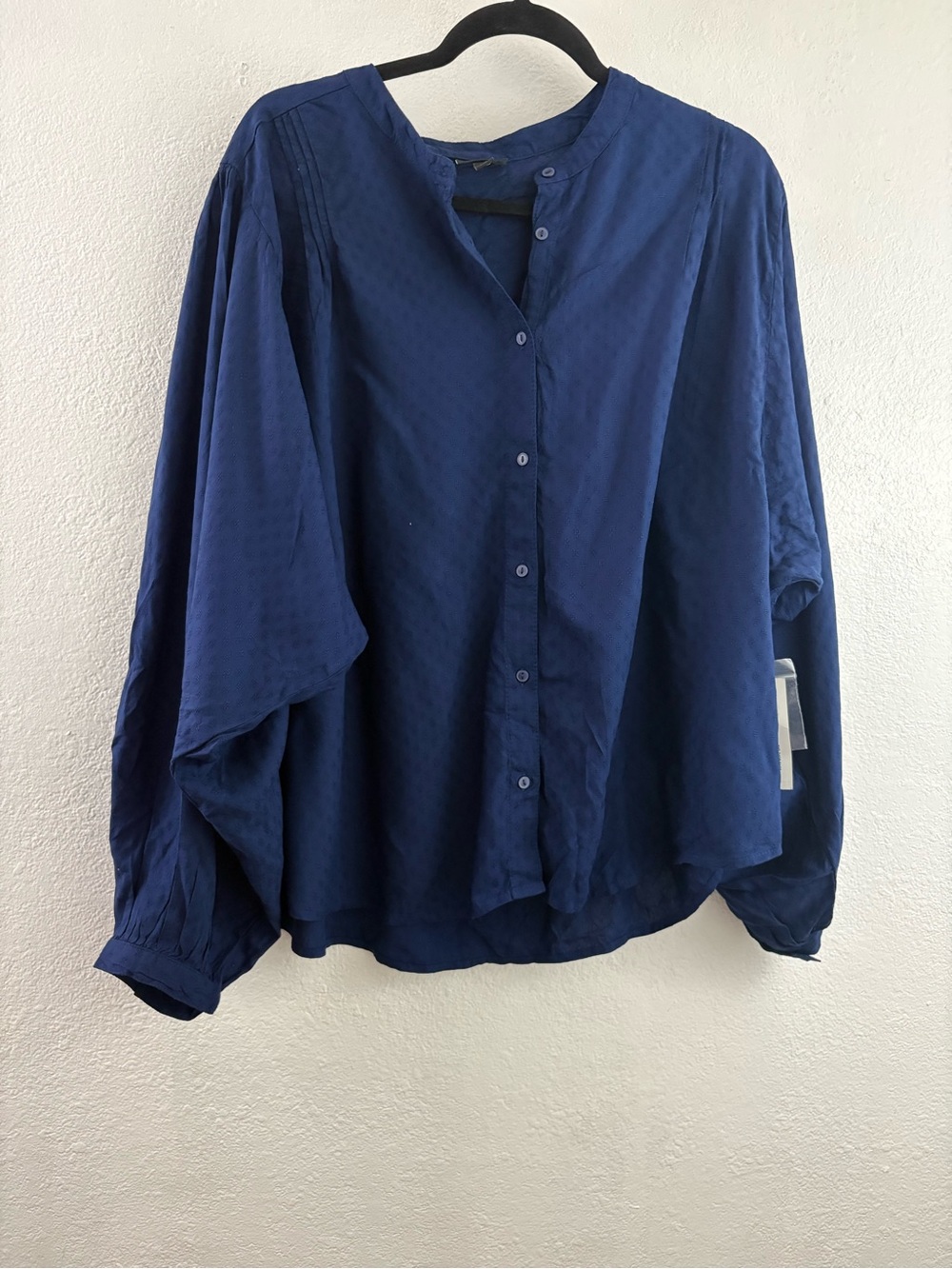 A.N.A. oversized, lightweight navy blue button-front blouse size XL